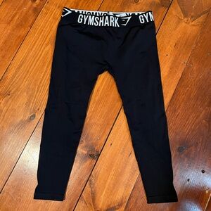 Black Gymshark Workout Leggings (Calf Height)